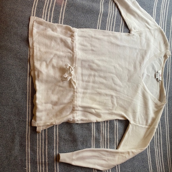 Vineyard Vines draw string sweater - Picture 1 of 3